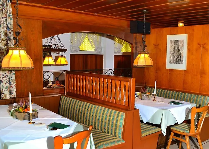 Hotel Kuner Weitzel Landgasthof Frohe Einkehr Gbr 3*